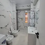 Lux *